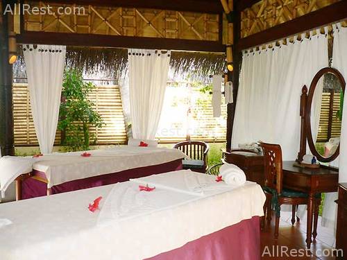 Sun Island Resort & Spa 18